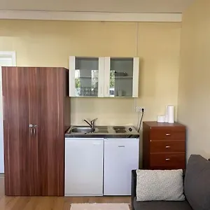 einzimmerwohnung-dusche-und-wc.find-berlin-hotels.com/